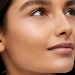 Lit Up Highlight Stick -Bellezza Di Bader LitUp LIT Model2 800x800 1