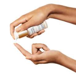 Sunday Riley Good Genes Glycolic Acid Treatment -Bellezza Di Bader good genes4 800x800 1