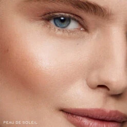 Super Loaded Tinted Highlight -Bellezza Di Bader peau de soleil 800x800 1